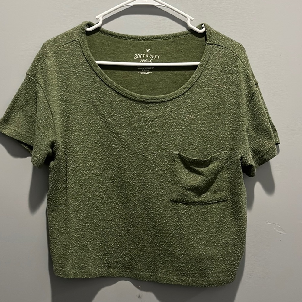 Very soft felt like crop top